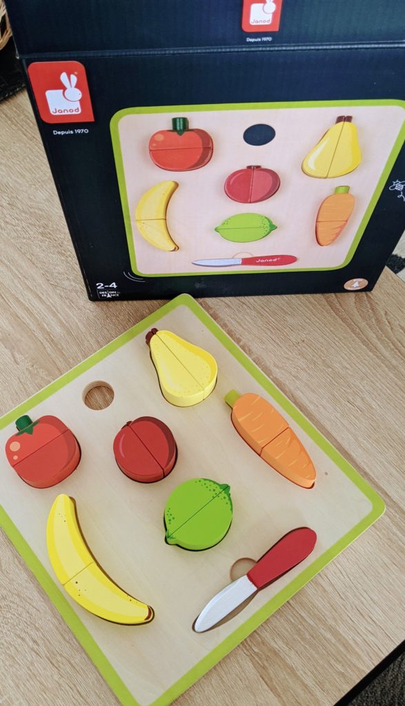 puzzle fruits et légumes en bois